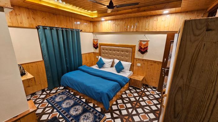 nirvana by oztel backpacker hostel