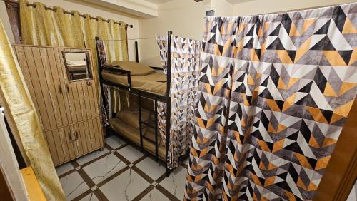 nirvana by oztel backpacker hostel