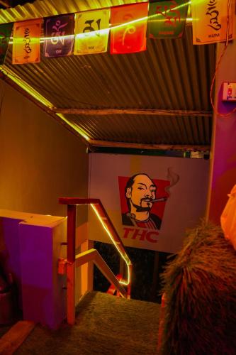 nirvana by oztel backpacker hostel