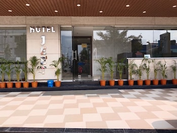 hotel jeet new digha