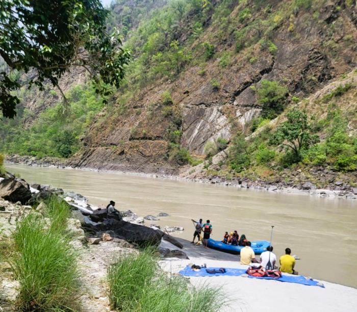 raaviera by the ganges