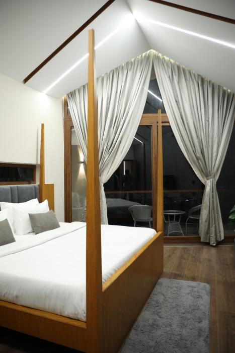hills and hearts luxury villa
