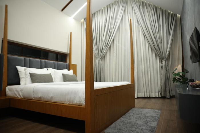 hills and hearts luxury villa
