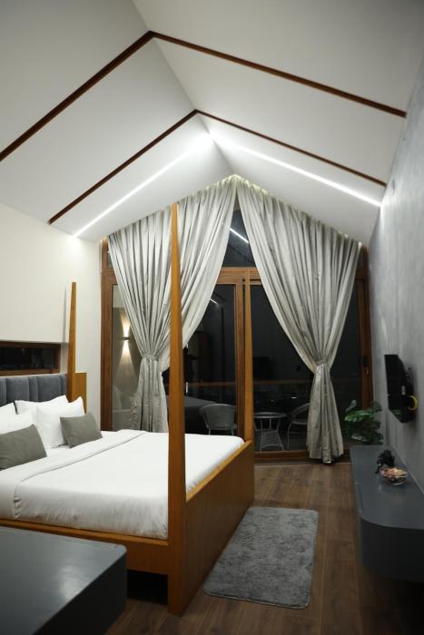 hills and hearts luxury villa
