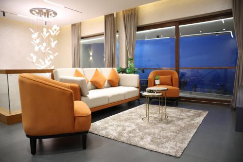Hills And Hearts Luxury Villa,,4 star
