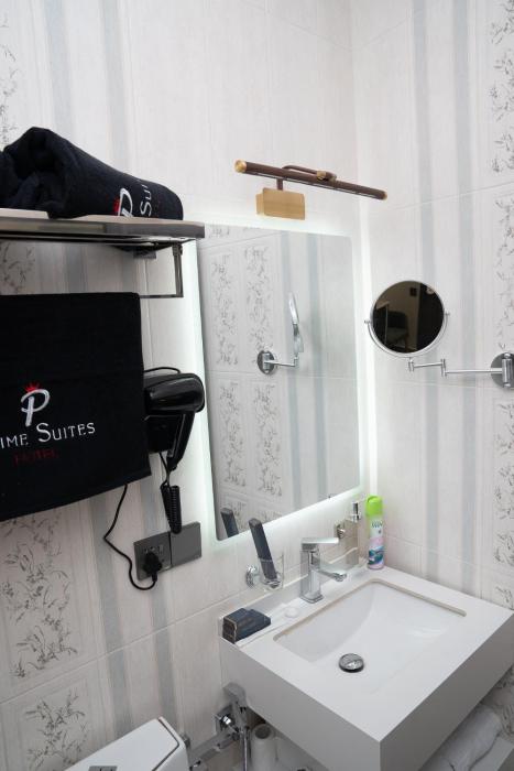 prime suites hotel