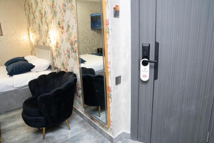 prime suites hotel