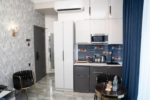 prime suites hotel