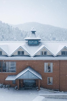 The Chail Pine Orchard Resort,,2 star