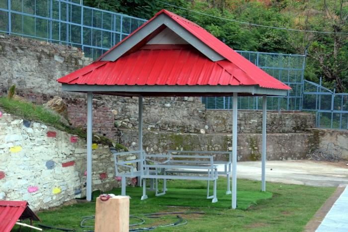 the chail pine orchard resort