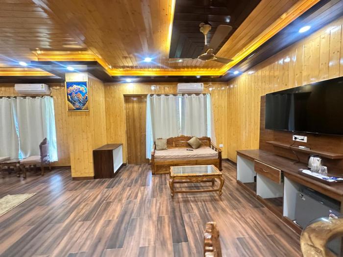 the chail pine orchard resort