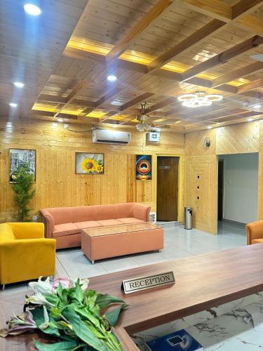 The Chail Pine Orchard Resort,,2 star