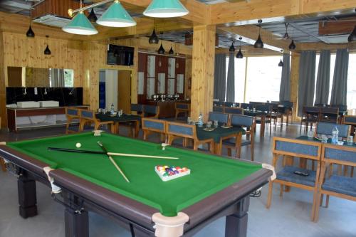 the chail pine orchard resort