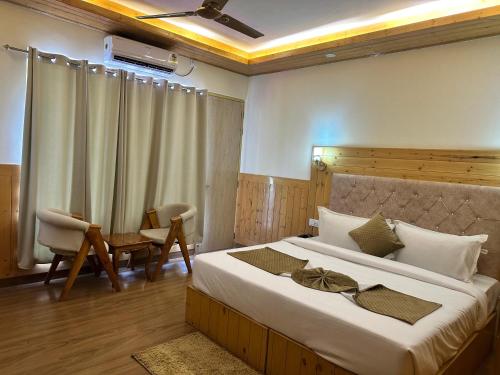 the chail pine orchard resort