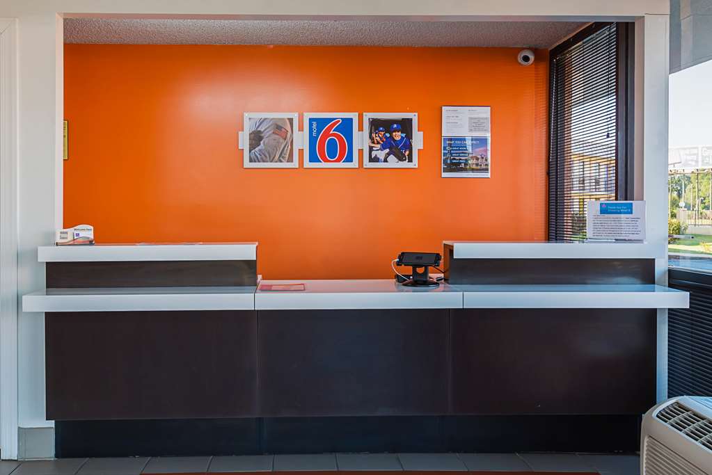 motel 6 perry ga