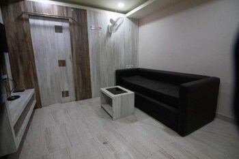 hotel himalaya agartala