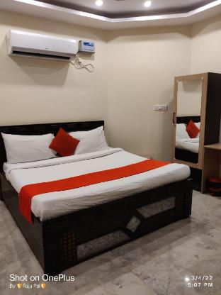raj residency govindpuri couple friendly hotel
