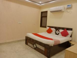 raj residency govindpuri couple friendly hotel