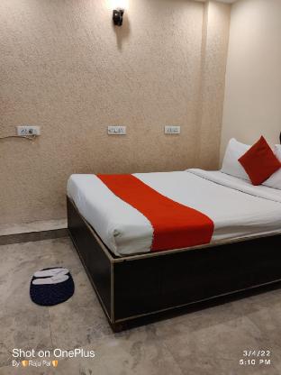 raj residency govindpuri couple friendly hotel