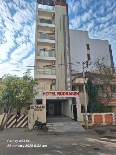 hotel rudraksh