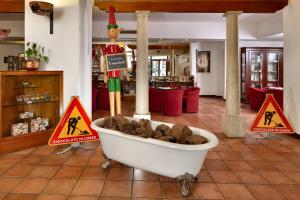 Chocohotel,Piegaro>>Perugia,3 star