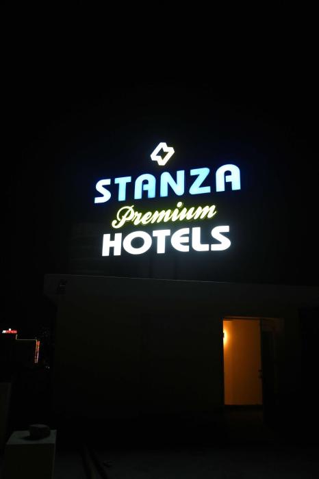 stanza premium hotels