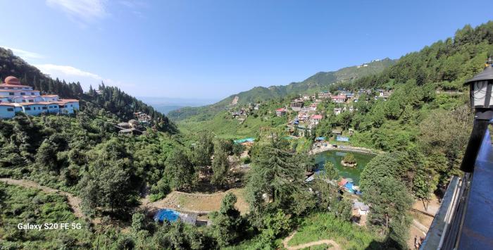 hotel skywing by mountmemory