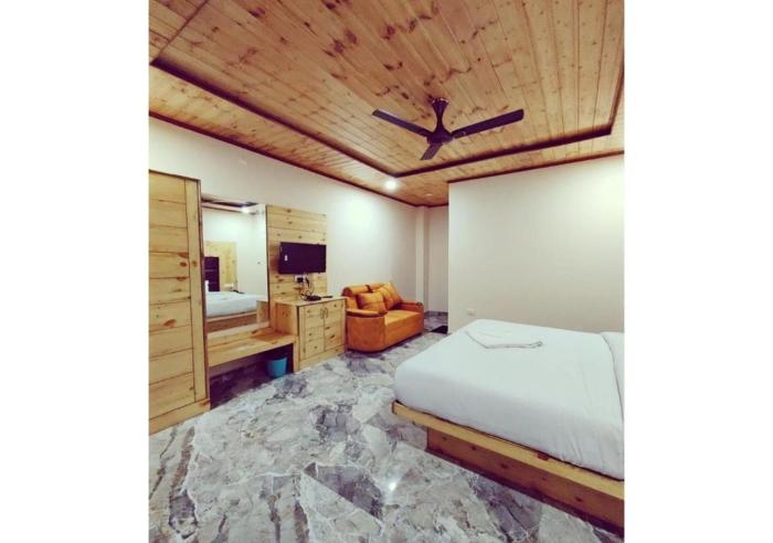 hotel skywing by mountmemory