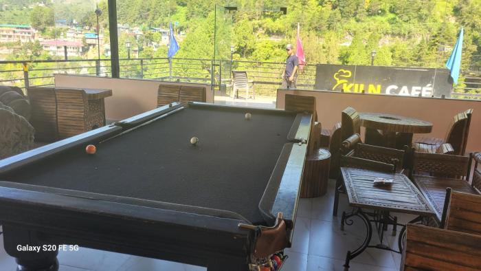 hotel skywing by mountmemory