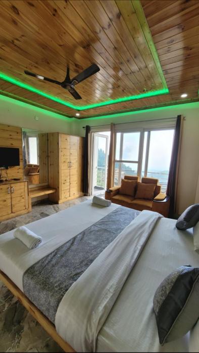 hotel skywing by mountmemory