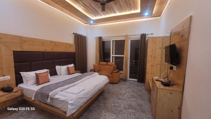 hotel skywing by mountmemory