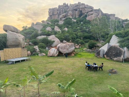 hill stone view hampi