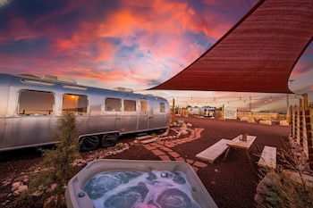 The Outpost Grand Canyon,,2 star