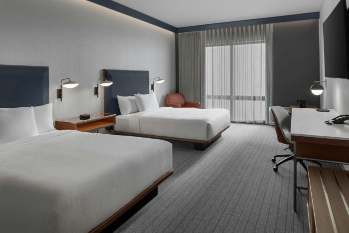 courtyard by marriott woodland