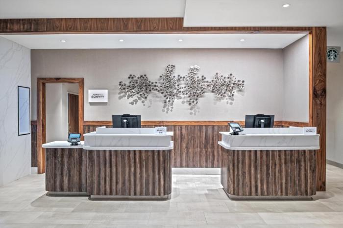 courtyard by marriott woodland