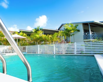 Sunset Lane Apartment Hotel,34 Mayhoe Avenue,3 star