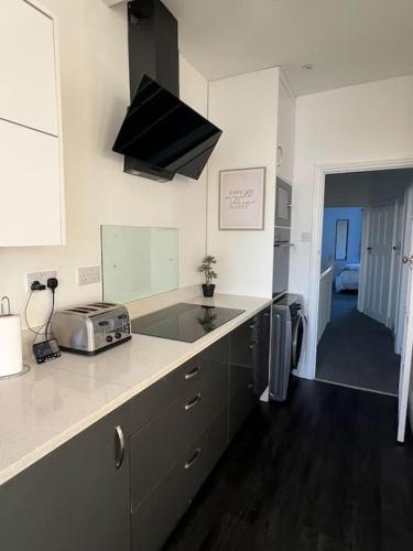 hill grove 2 bedroom apartment
