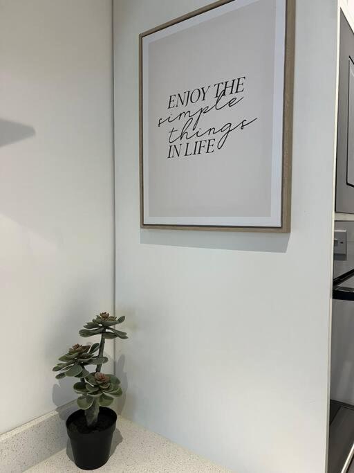 hill grove 2 bedroom apartment