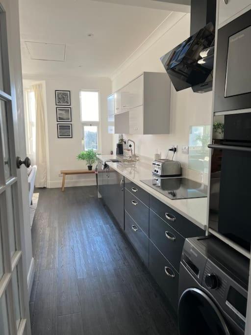 hill grove 2 bedroom apartment