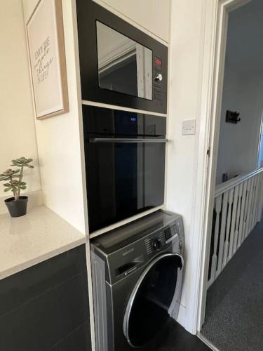 hill grove 2 bedroom apartment