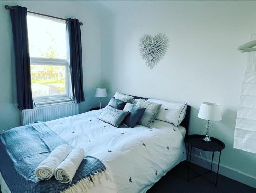 Hill Grove 2 Bedroom Apartment,,0 star