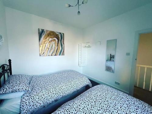 hill grove 2 bedroom apartment