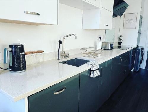 hill grove 2 bedroom apartment