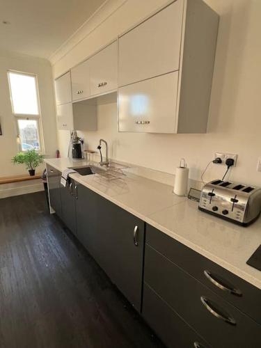 hill grove 2 bedroom apartment
