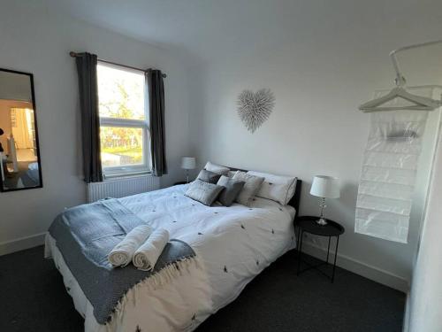 hill grove 2 bedroom apartment