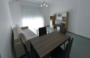 miramare aparthotel