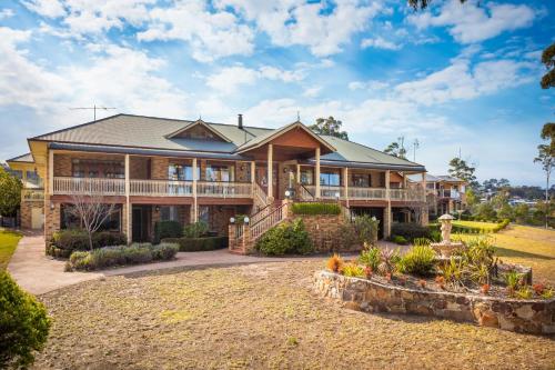 robyns nest lakeside resort