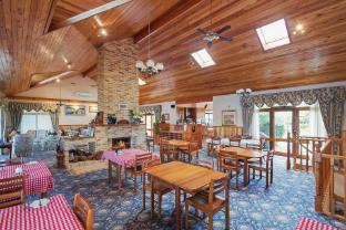robyns nest lakeside resort