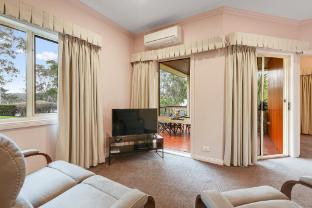 robyns nest lakeside resort