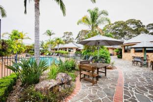 robyns nest lakeside resort